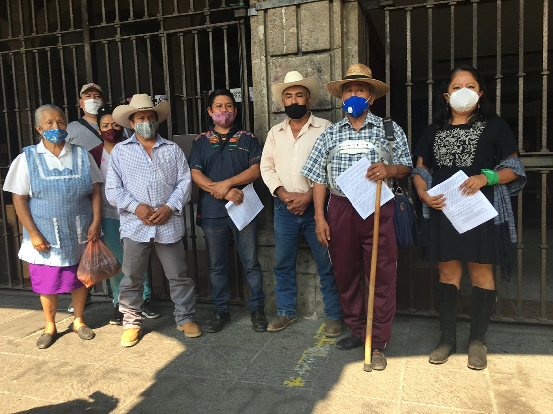Pueblos originarios rechazan el registro de candidaturas indígenas con personas que no tienen ese origen. Foto Rubicela Morelos