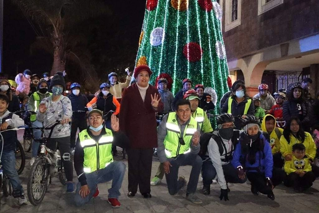Luzma Hernández se pronunció por diseñar nuevas rutas de un sistema de transporte articulado, como el Metrobús que opera en la Ciudad de México y la construcción de ciclovías con carriles confinados. Foto La Jornada
