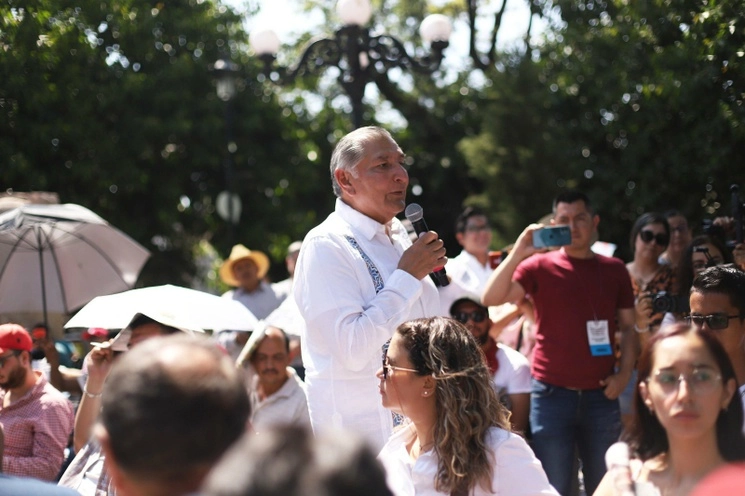 El ex titular de la Secretaría de Gobernación, Adán Augusto López, visitará cuatro estados en un sólo día; inició con una reunión en la Lagos de Moreno, zona de los Altos de Jalisco, el 22 de junio de 2023. Foto tomada de Twitter @adan_augusto
