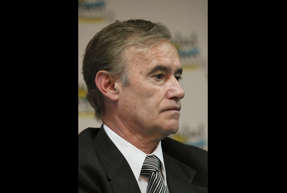 Enrique Horcasitas, ex director del Proyecto Metro, fue acusado, junto con otros seis ex funcionarios, de tener responsabilidad en la caída de una trabe y dos trenes en la línea 12 del Metro en mayo del año pasado. Foto José Carlo González / Archivo