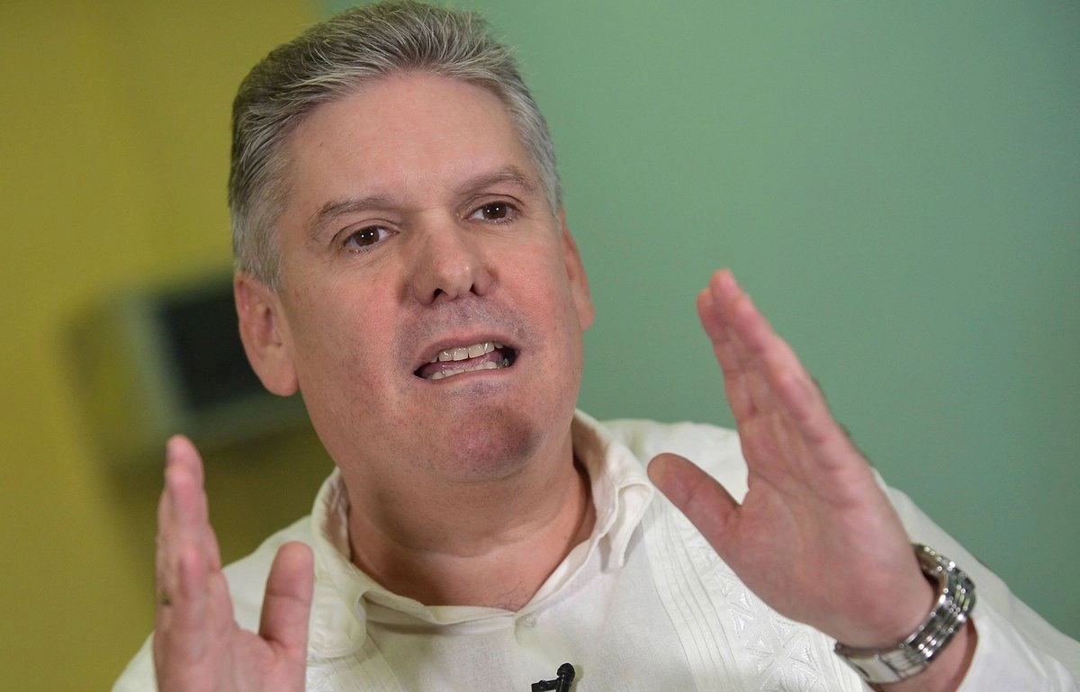 En febrero de 2024, Gil, entonces ministro de Economía y Planificación, fue destituido en plena crisis por el anuncio del aumento del precio del combustible. Poco después, las autoridades cubanas anunciaron que se encontraba bajo investigación por cometer "graves errores" en su gestión, sin dar más detalles. Foto