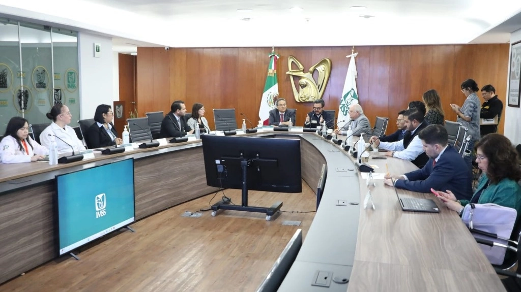 A inicios de la administración de López Obrador, la percepción de recursos del IMSS equivalía a 1.3 por ciento puntos del Producto Interno Bruto (PIB), mientras que hoy representa 1.5 por ciento. Foto @Tu_IMSS/ Archivo 