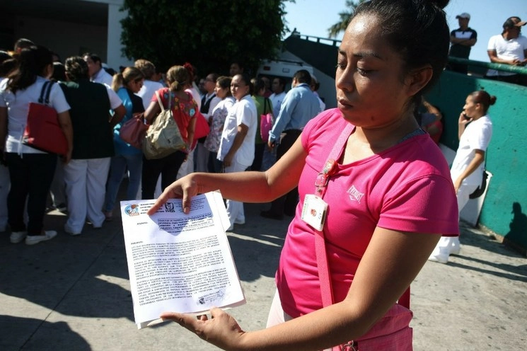 Enfermeras y doctores del IMSS Tabasco se manifiestan ante la falta de insumos para protegerse del coronavirus. Foto Cuartoscuro