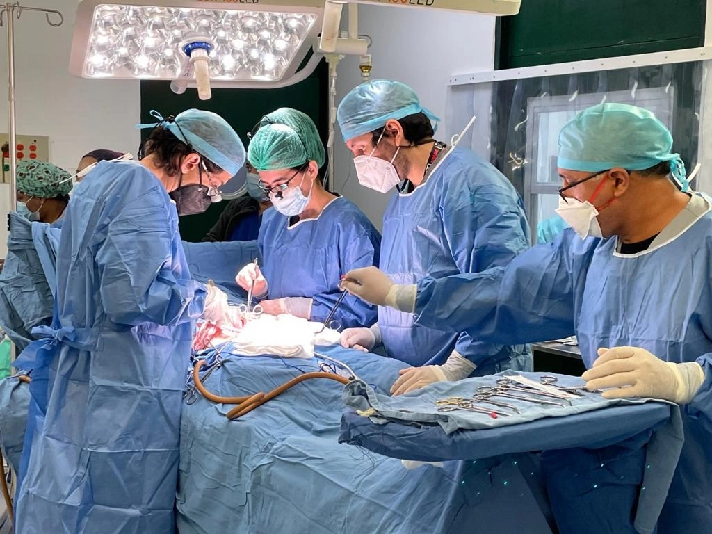 Los trasplantes de riñón de donador vivo se realizaron en hospitales del IMSS de CDMX, Jalisco, Puebla y Mérida. Foto Tomada del Twitter @Tu_IMSS
