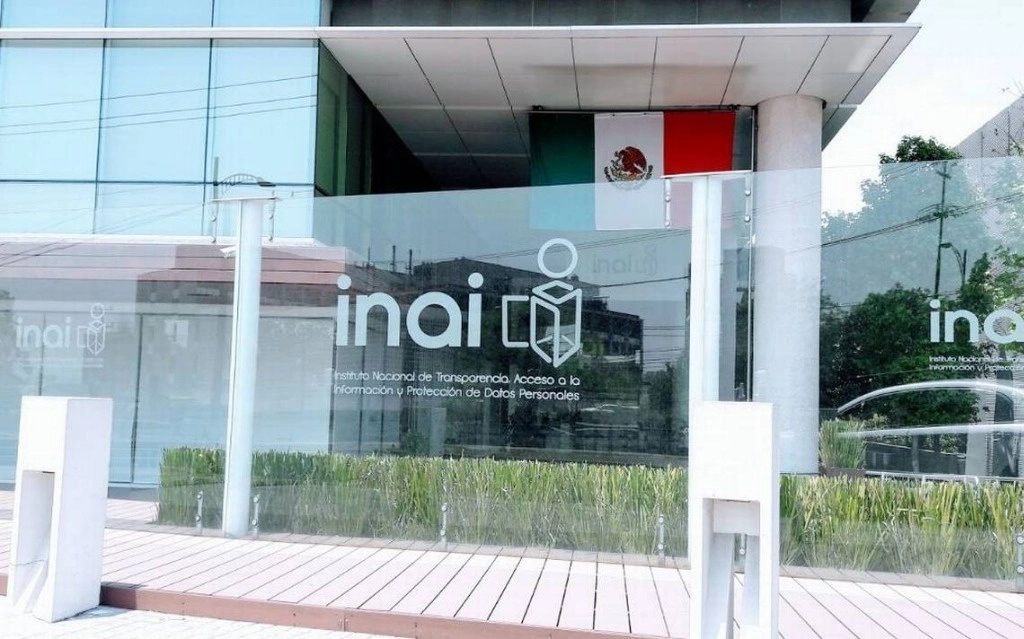 Apuntó que en el Pleno del INAI continuará la revisión del funcionamiento interno del Instituto. Foto @INAImexico