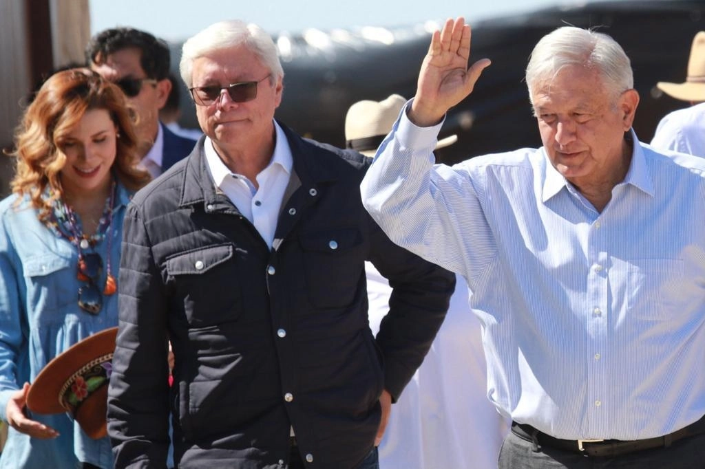 El presidente Andrés Manuel López Obrador continuó su gira por Baja California este fin de semana. Foto Edgar Lima/ La Jornada Baja California 