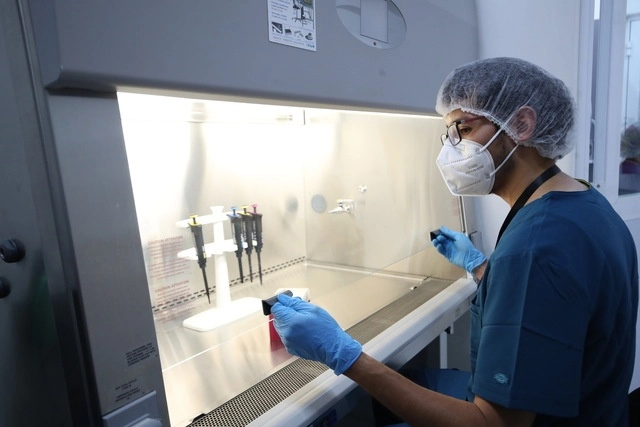 En el laboratorio se desarrollarán vacunas modernas Foto tomada de la cuenta de Twitter Yazmín Ortega