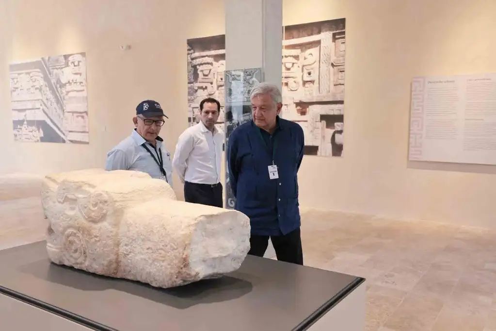 En su mensaje, el Presidente afirmó que poco a poco los sueños se están convirtiendo en realidades. Foto Presidencia.