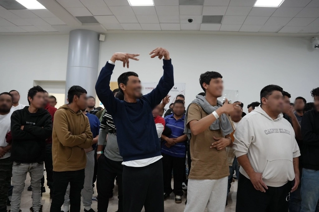 Migrantes repatriados en instalaciones de migración. Foto INM