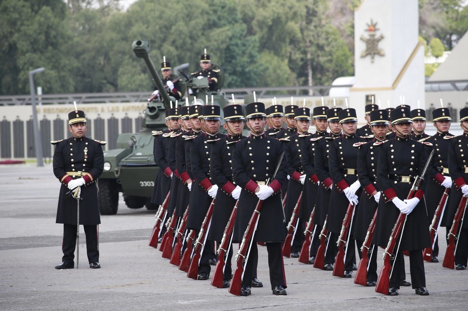 Ceremonia alusiva al Bicentenario del HerÓico Colegio Militar, en Tlalpan, Ciudad de México, el 4 de Octubre de 2023. Foto Luis Castillo

