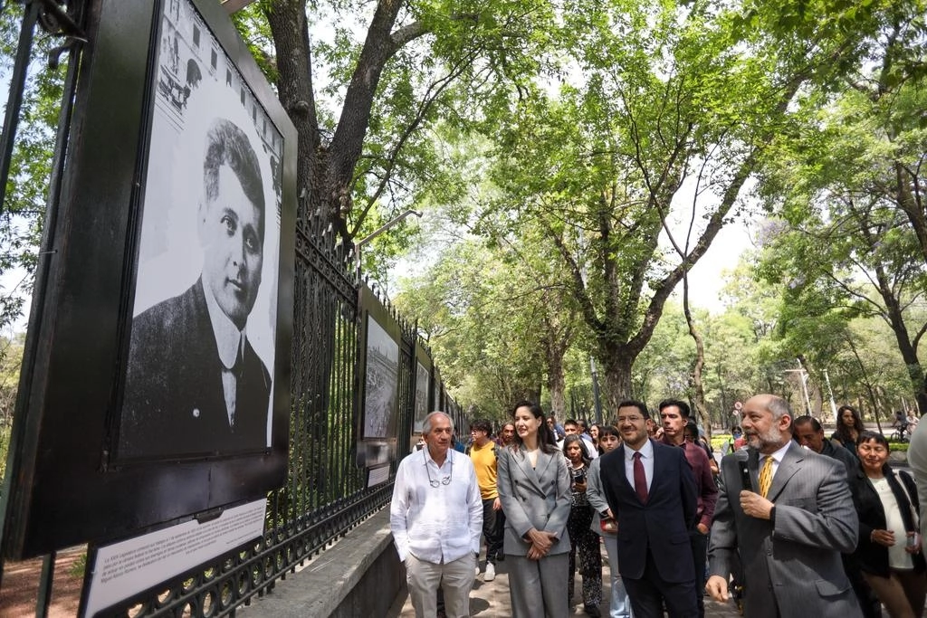 Batres refirió que Felipe Carrillo Puerto murió asesinado cuando era gobernador de Yucatán por la llamada “Casta Divina”, conservadores y reaccionarios yucatecos que aprovecharon la rebelión de la huertista, para cometer este crimen y el de tres de sus hermanos. Foto @martibatres