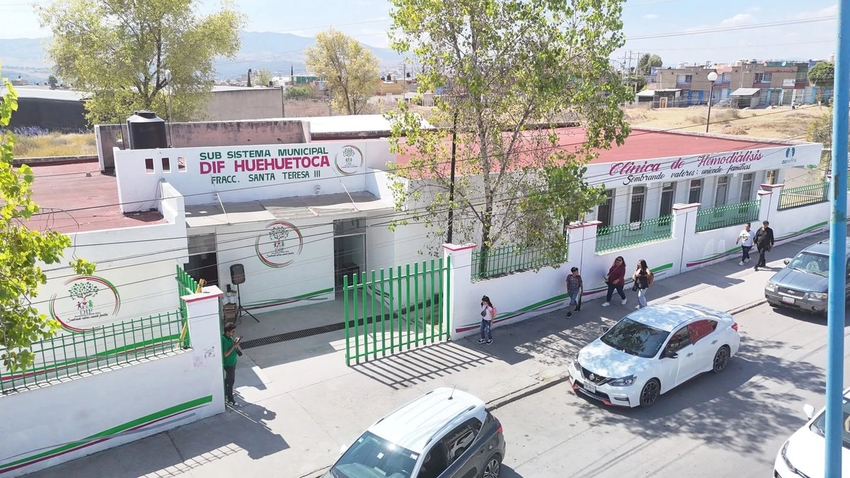 En Huehuetoca Edomex se puso en marcha la primera clínica de hemodiálisis que evitará que los pacientes se trasladen a CDMX a recibir el tratamiento. Foto 
