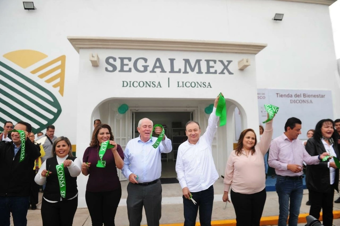 Autoridades estatales y federales inauguraron una tienda del Bienestar Diconsa en Guaymas, Sonora. Foto Cristina Gómez