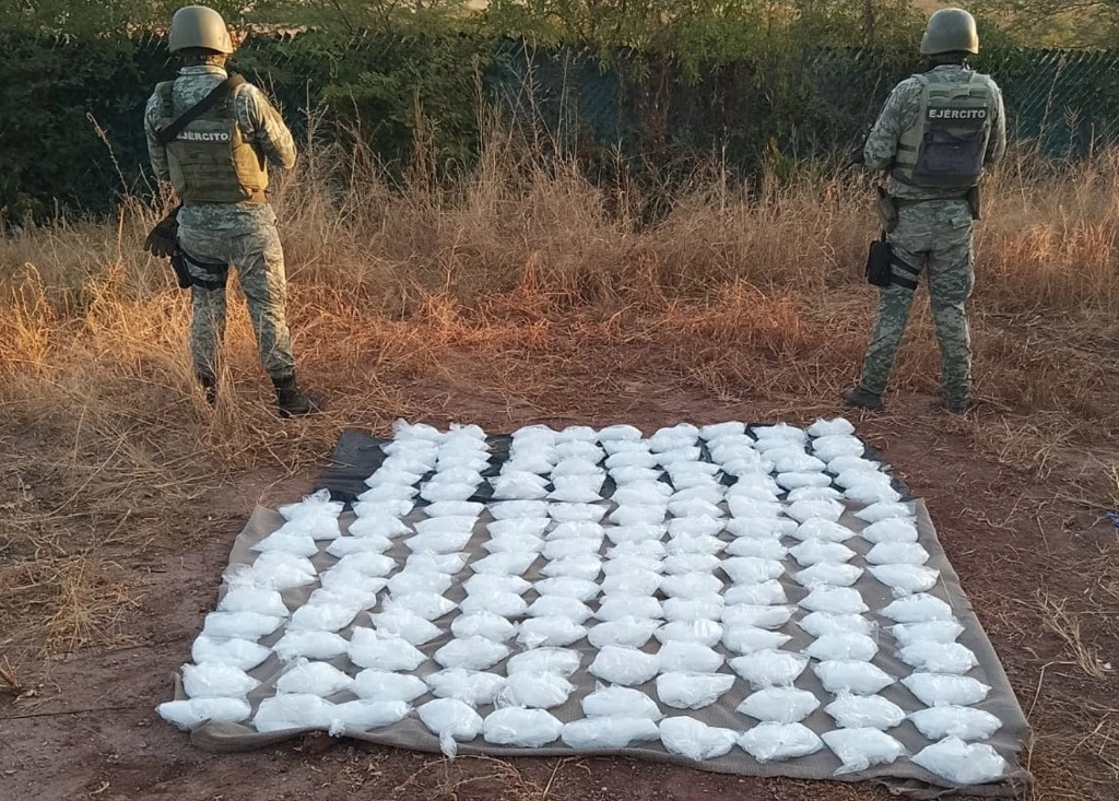 La droga asegurada fue puesta a disposición del Ministerio Público Federal para continuar con las investigaciones correspondientes. Foto Sedena