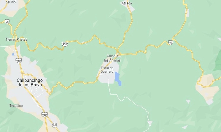 Al menos dos personas murieron incineradas en dos camionetas Urvan del servicio público, en las inmediaciones de la carretera federal Chilpancingo-Tixtla. Imagen de Google Maps