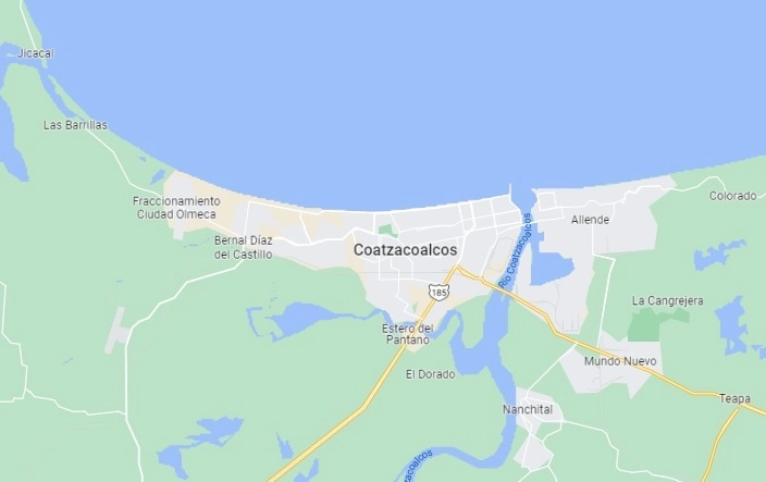 Las patrullas fueron siniestradas en la colonia Benito Juárez, en el municipio veracruzano de Coatzacoalcos. Foto Tomada de Google Maps