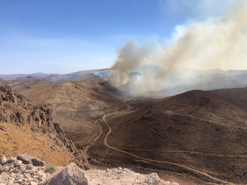 Aspectos de un incendio en la sierra de Chihuahua. Foto Gobierno de Chihuahua