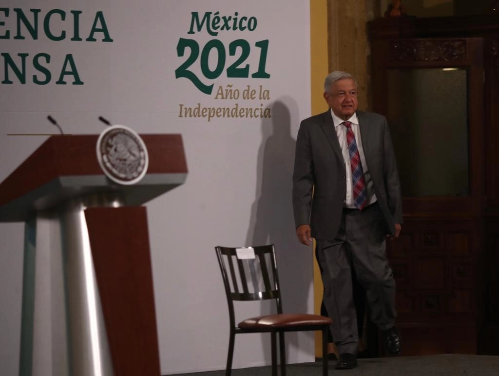 El presidente Andrés Manuel López Obrador en la conferencia matutina del 26 de abril de 2021. Foto María Luisa Severiano