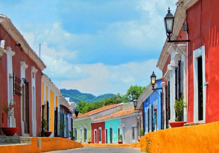 Calles del Pueblo Mágico de Cosalá, Sinaloa. Foto de Twitter @SECTUR_mx