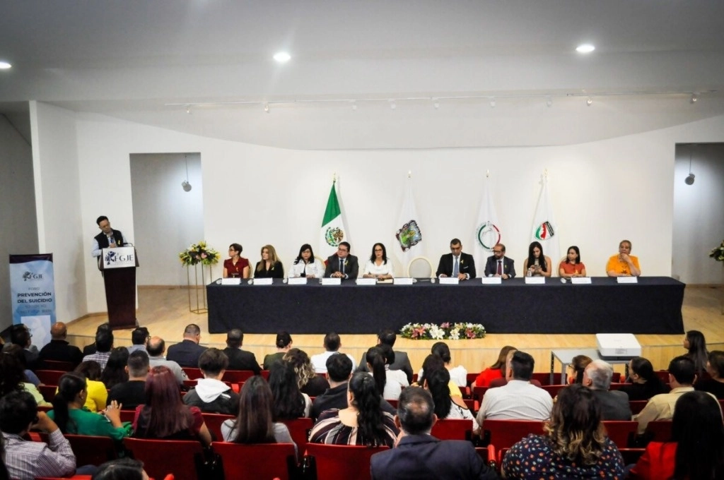 Mientras que la principal forma de suicidio entre hombres y mujeres, se ha mantenido, en primer lugar con mayor número de casos por ahorcamiento, o “estrangulación por sofocación”; en segundo lugar era el disparo con arma de fuego y en tercer sitio el envenenamiento. Foto Zacatecas.gob.mx/
