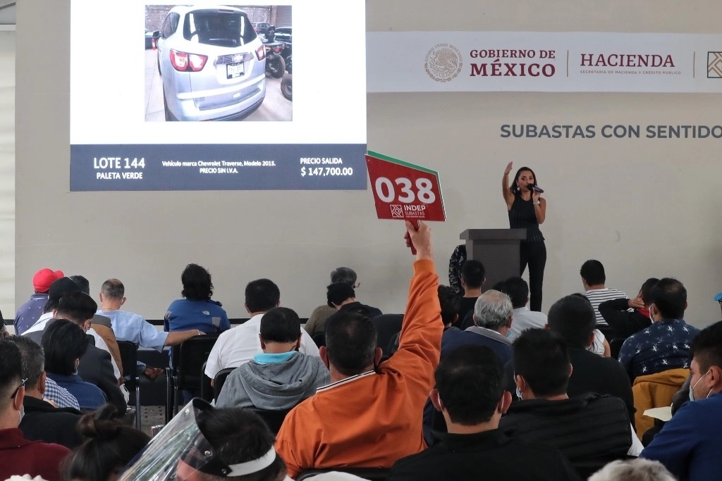 Aspectos de la séptima subasta realizada en septiembre de 2020. Foto Marco Peláez