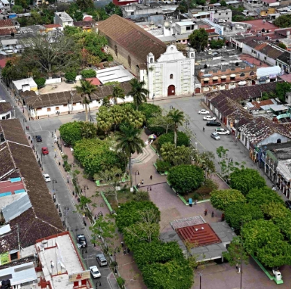 Iglesia de San Jacinto ubicada en Ocosingo, Chiapas. Foto tomada de la página web pueblosmagicos.mexicodesconocido.com