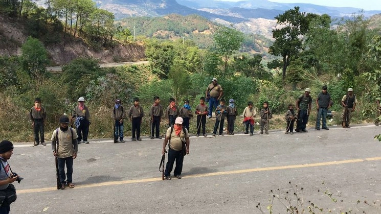 Integrantes de la CRAC PF. Foto La Jornada