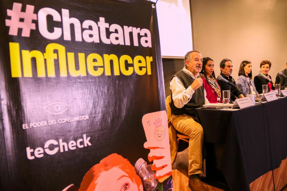 Según la investigación ‘#ChatarraInfluencer’, la población más vulnerable ante la publicidad engañosa son niños y adolescentes. Foto Cuartoscuro 