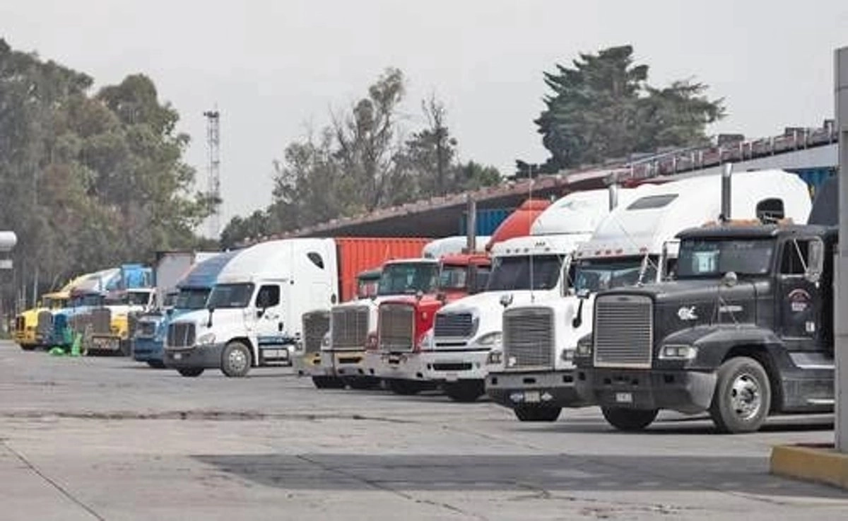 El sector automotriz ensambló 13 mil 108 vehículos, lo que representó una contracción de 27.97 por ciento frente a noviembre del año pasado y su mejor dato desde junio de 2025. La imagen, de archivo. Foto 