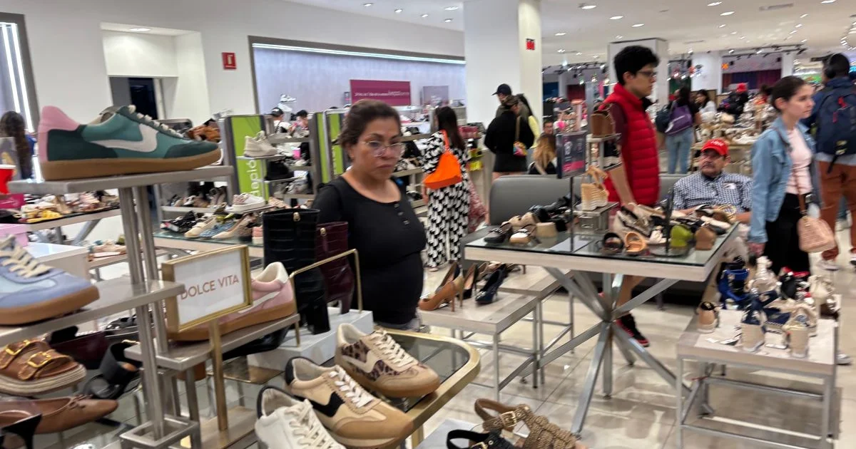 La Jornada - Industria del calzado pide ser excluida de la importación  temporal de zapatos