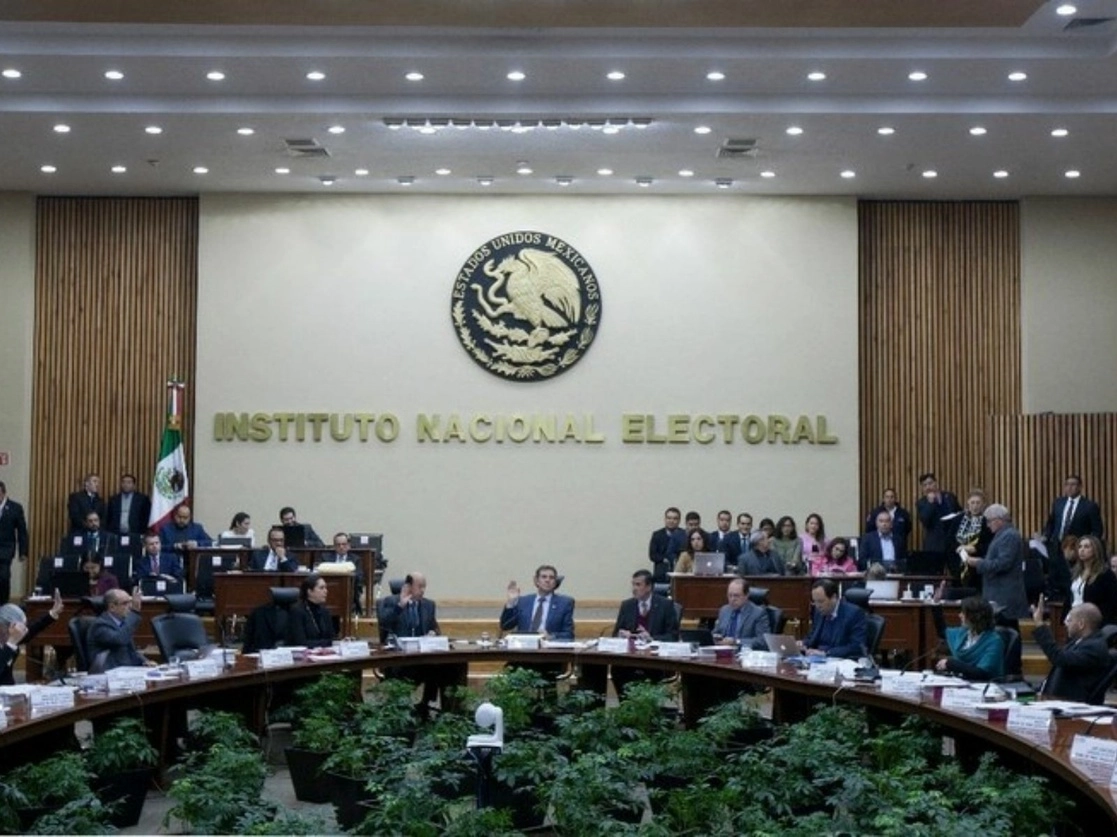 Sesión del Consejo General del Instituto Nacional Electoral. Foto Cristina Rodríguez / Archivo