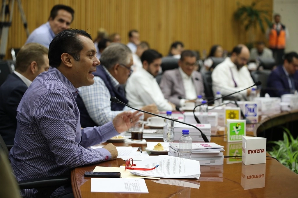 El diputado Sergio Carlos Gutiérrez, durante la sesión extraordinaria del INE, del pasado 6 de junio de 2024. Foto Yazmín Ortega Cortés