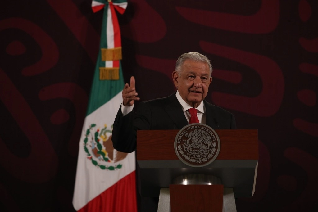 El presidente Andrés Manuel López Obrador durante conferencia de prensa matutina. Foto Yazmín Ortega