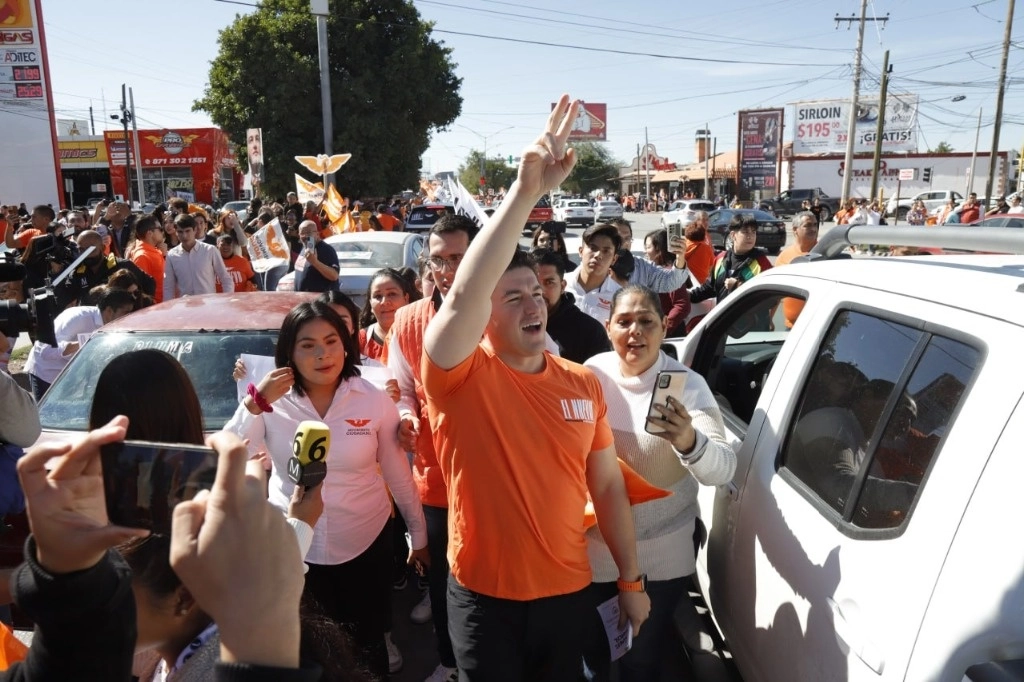 Samuel García fue regañado por el INE por hacer comentarios y actividades proselitistas. Foto @samuel_garcias