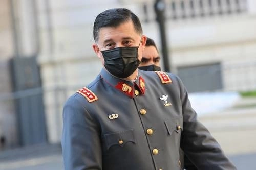 Los seis ex militares y el civil detenidos, serán trasladados hasta la ciudad de Iquique, capital de la región de Tarapacá, donde serán judicialmente formalizados.