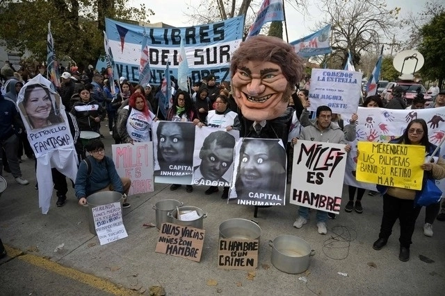 Protesta en imagen de archivo contra el gobierno del ultraderechista Javier Milei. Foto Afp