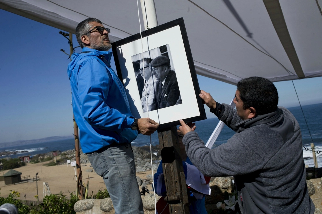 Neruda falleció el 23 de septiembre de 1973, once días después del golpe de Estado perpetrado por Pinochet. Foto Ap