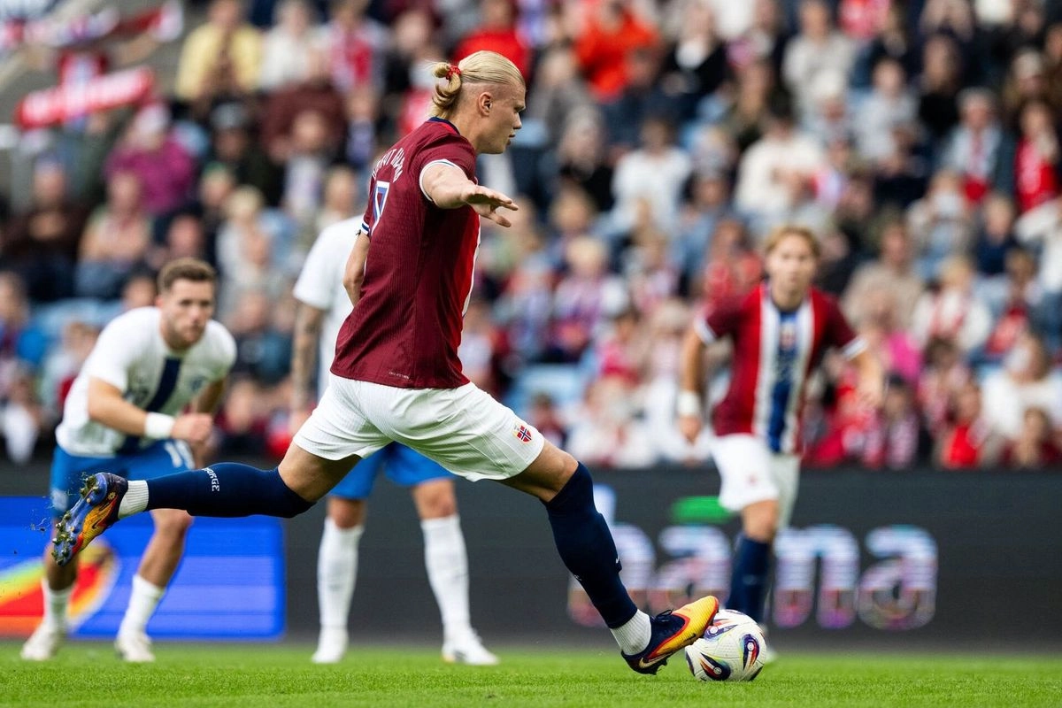 Noruega, avasalladora ante Moldavia (11-1), con cinco tantos de Erling Haaland, quedaron a un paso de asegurar su presencia en el Mundial 2026.
