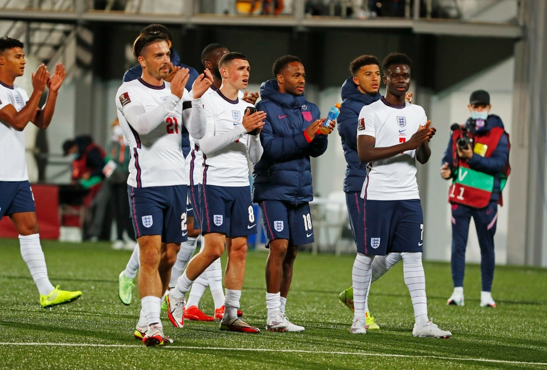 Los jugadores ingles celebran su triunfo. Foto Ap