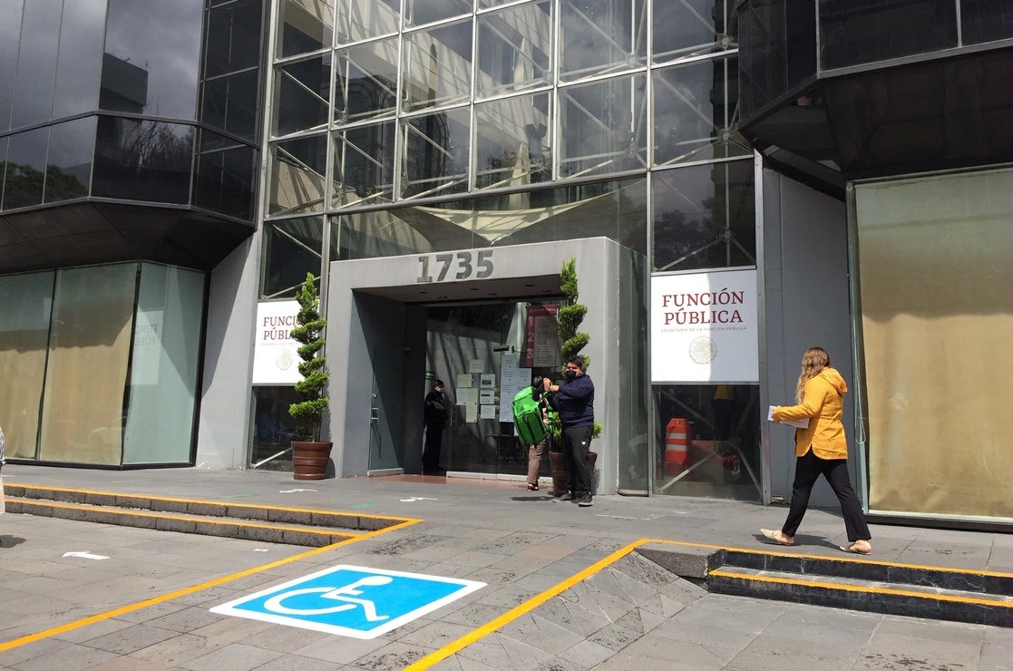 Edificio de la Secretaría de la Función Pública en la capital del país. Foto Cristina Rodríguez / Archivo