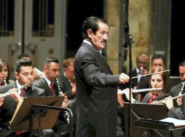 Salvador García Ortega, director de la Banda de Música Sinfónica del Zacatecas fue inhabilitado 10 años por delito de Cohecho. Foto La Jornada