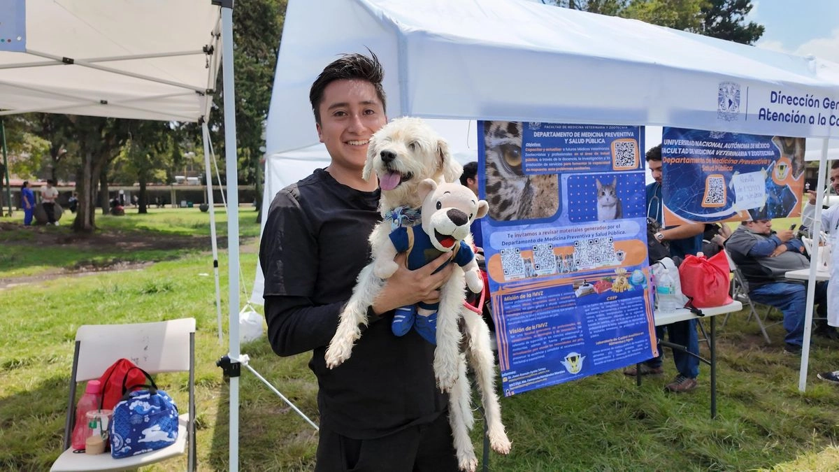 Para crear conciencia social entre los estudiantes de la Universidad Nacional Autónoma de México, inició la Jornada Solidaria en las islas de Ciudad Universitaria. Imagen tomada de @UNAM_MX