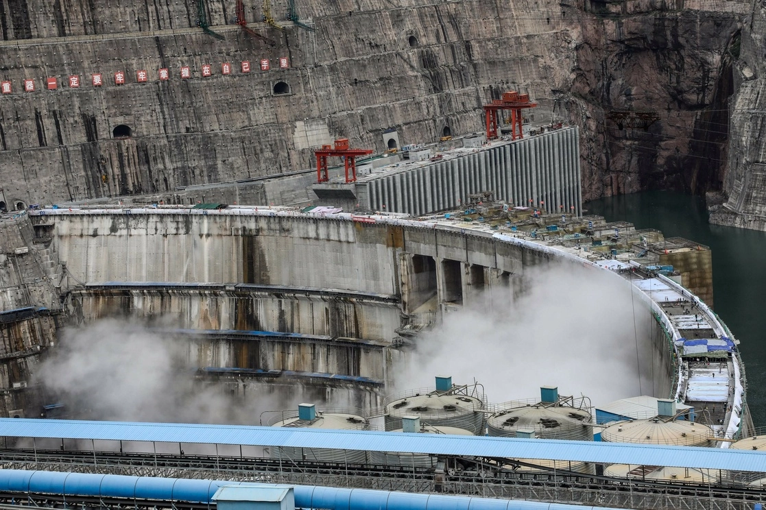 La hidroeléctrica china de Baihetan inició operaciones este lunes. Foto STR / Afp