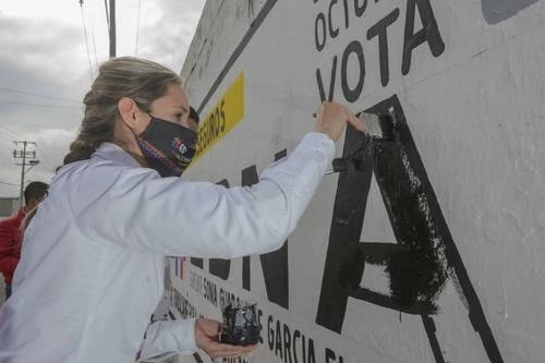 Edna Dávalos, candidata del PRI a diputada local por el distrito 12 de Ramos Arizpe, Coahuila, en el inicio de la campaña electoral.Foto Leopoldo Ramos