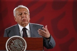 Francisco Garduño, titular del INM, en imagen de archivo. Foto Roberto García