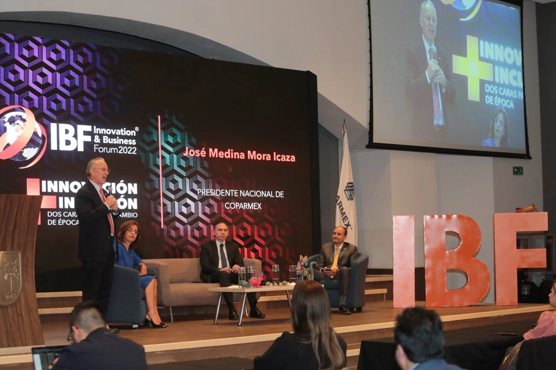 José Medina Mora Icaza, dirigente de Coparmex, durante la inauguración del Innovation & Business Forum 2022. Imagen tomada de https://www.facebook.com/coparmexnacional
