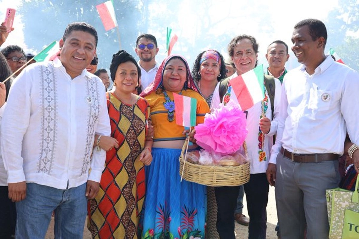 Encabezaron la primera reunión representantes del Gobierno de México y autoridades municipales afromexicanas. Foto 