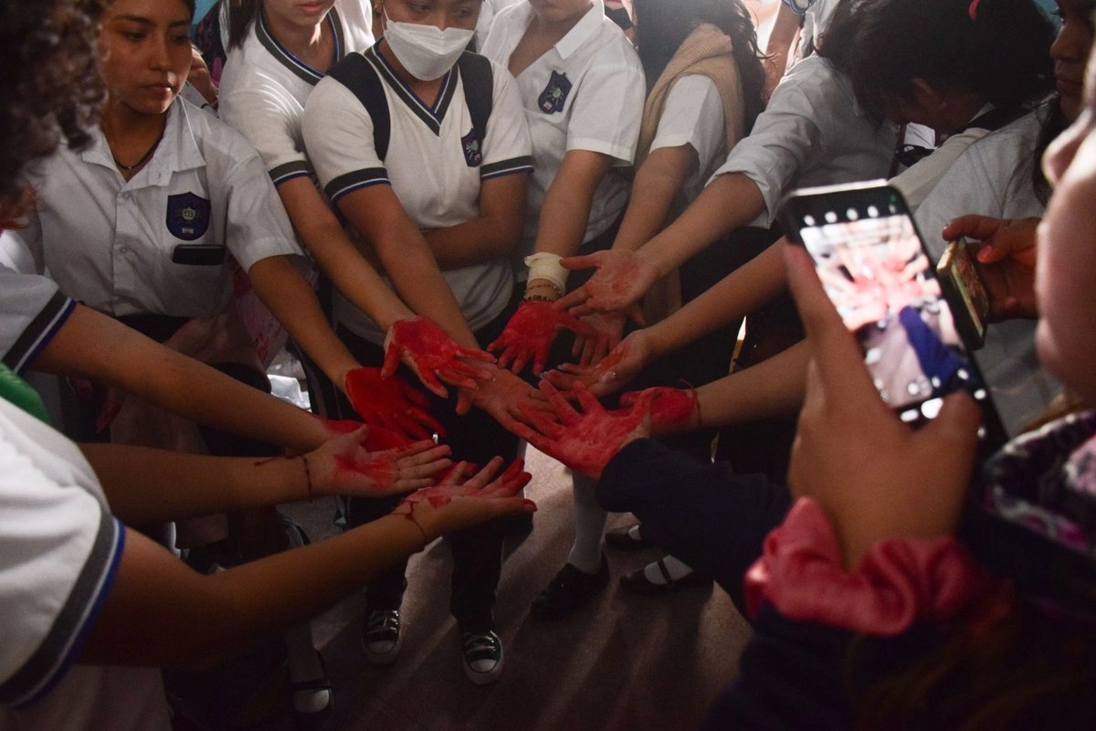 Del 70 por ciento de que quienes dicen no estar satisfechos, la mayoría son mujeres de 17 años, destaca la investigación. 