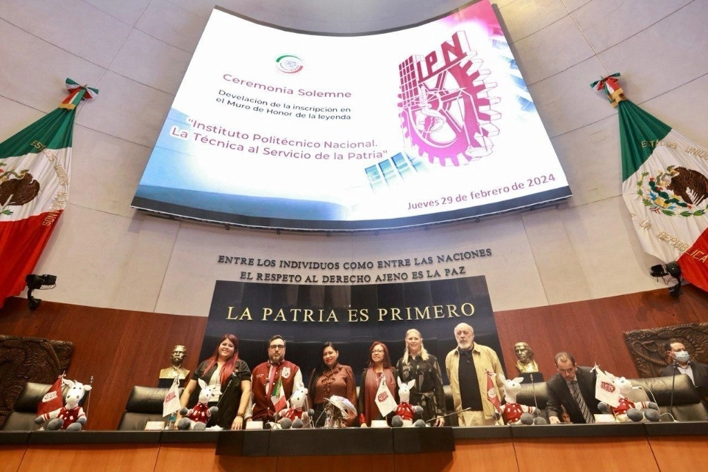 Sesión solemne para la inscripción en Muro de Honor del Senado el nombre del Instituto Politécnico Nacional. Foto IPN
