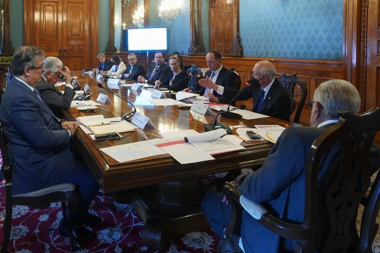 Encuentro entre el presidente Andrés Manuel López Obrador y autoridades de EU. Foto tomada de la cuenta de Twitter @lopezobrador_